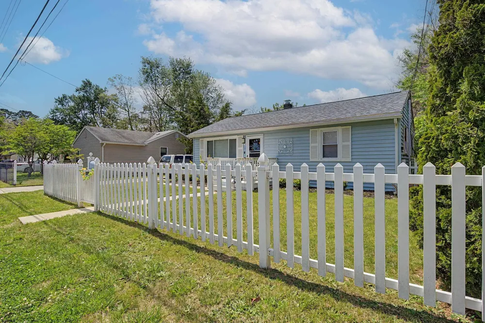 6305 Palmer Ave Mays Landing, NJ 08330