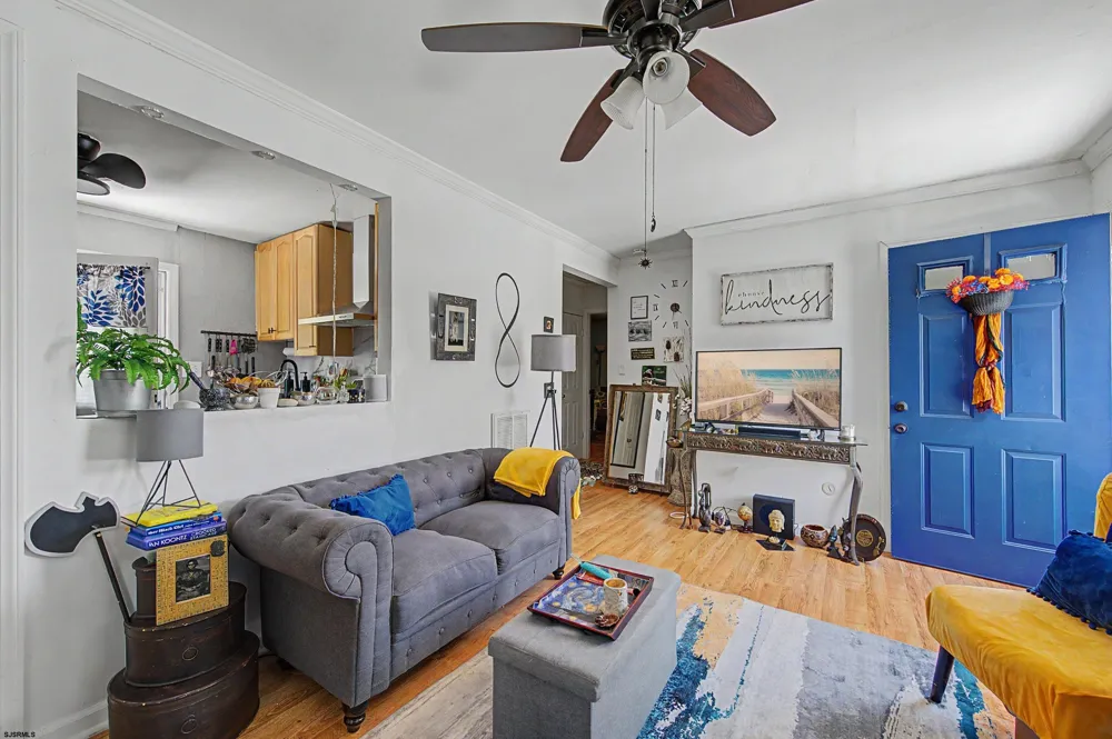6305 Palmer Ave Mays Landing, NJ 08330