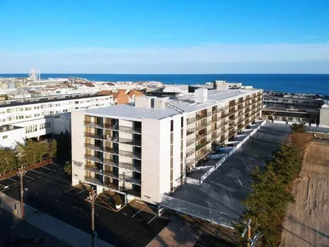 935 Ocean Ave