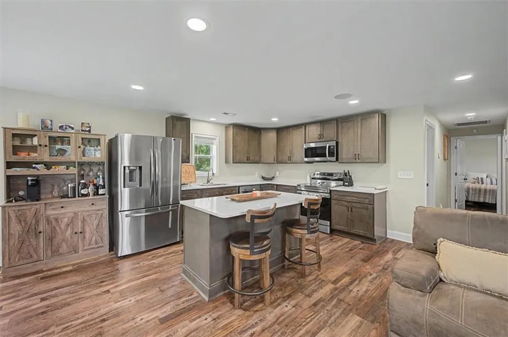 1895 County Road 78 Centre, AL 35960