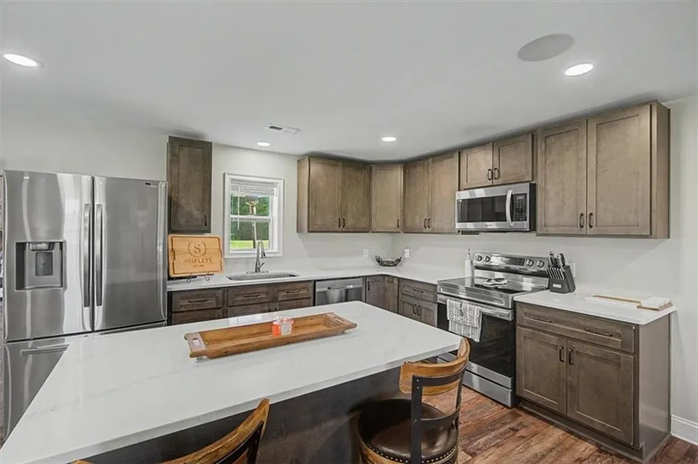 1895 County Road 78 Centre, AL 35960