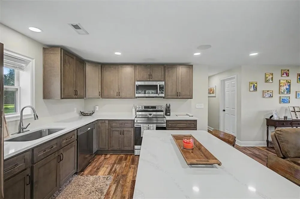 1895 County Road 78 Centre, AL 35960