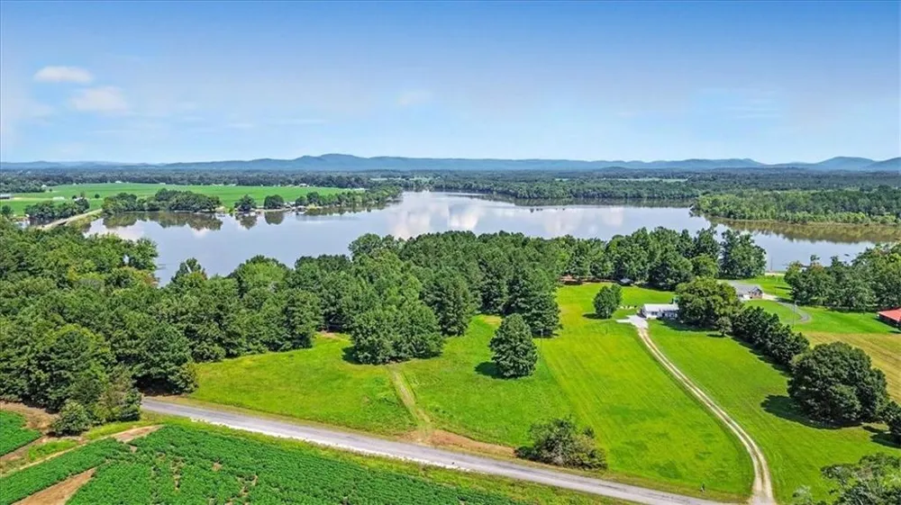 1895 County Road 78 Centre, AL 35960