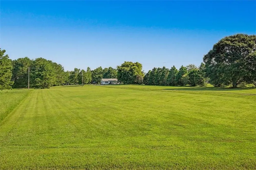 1895 County Road 78 Centre, AL 35960