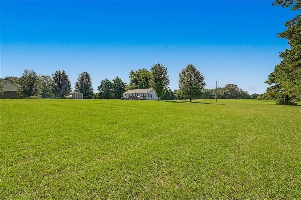 1895 County Road 78 Centre, AL 35960