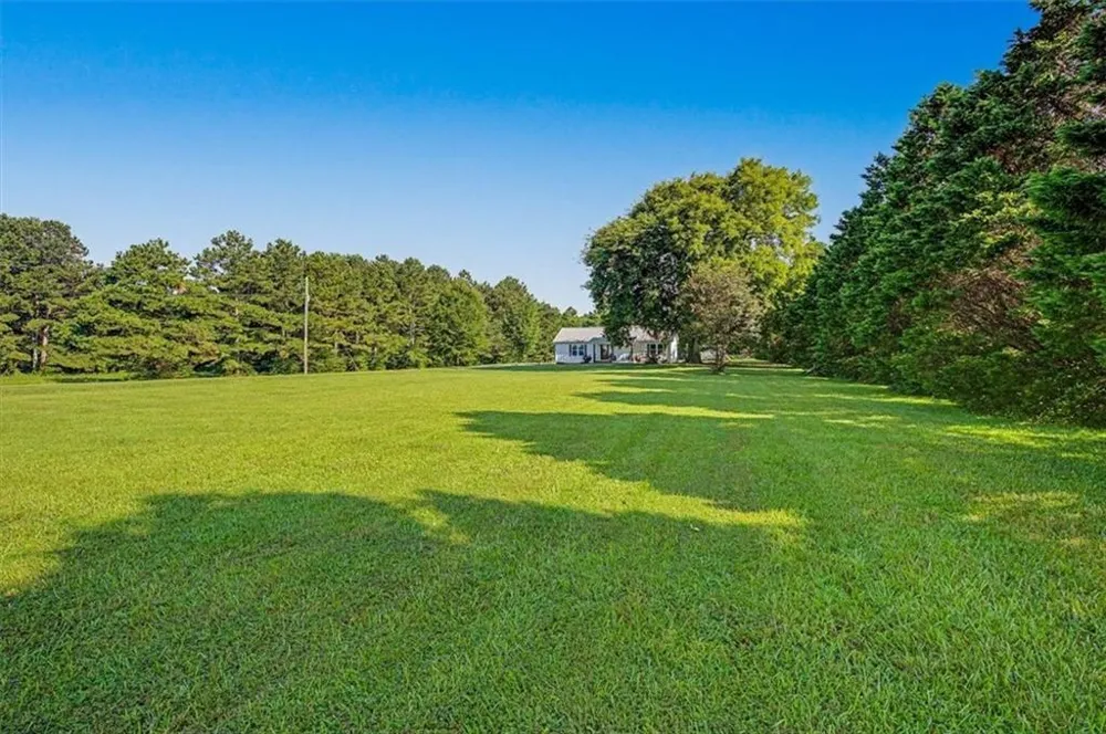 1895 County Road 78 Centre, AL 35960