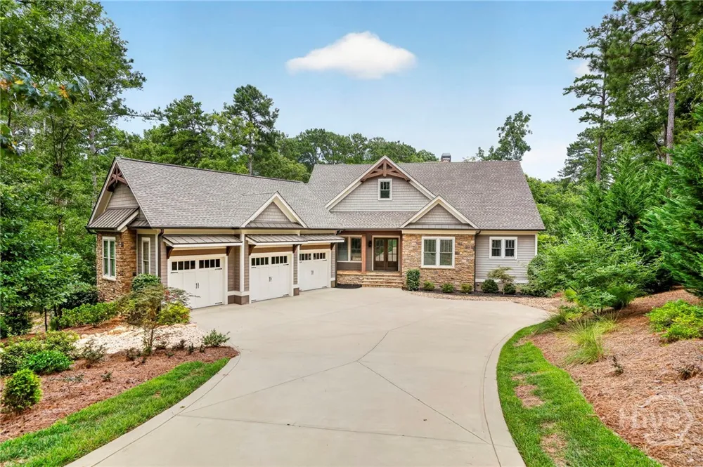 1190 Sugar Run Greensboro, GA 30642