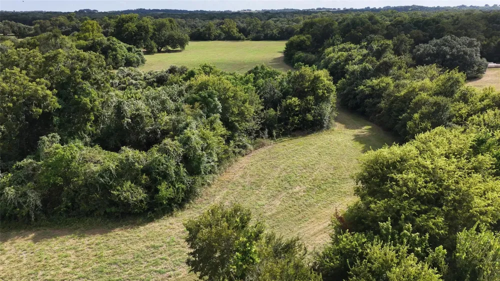 4410 Clay Creek Road Brenham, TX 77833