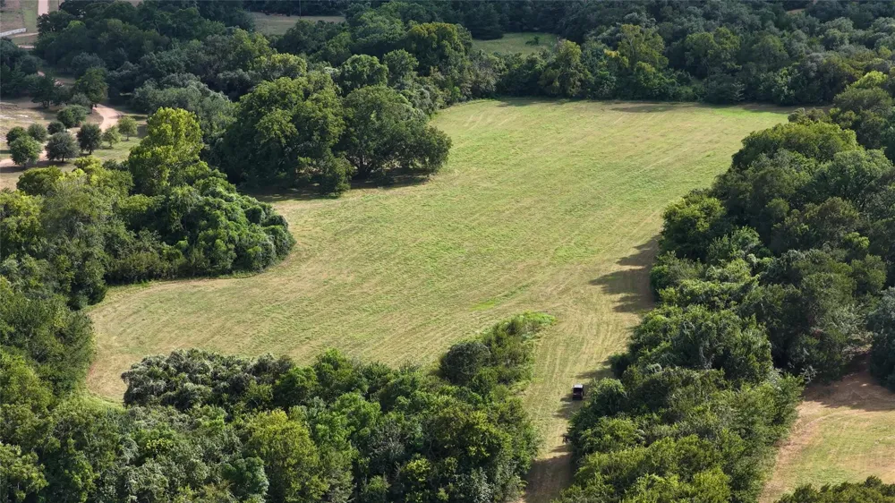 4410 Clay Creek Road Brenham, TX 77833