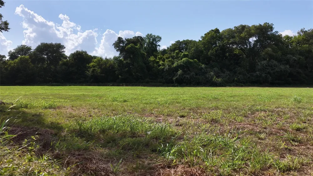 4410 Clay Creek Road Brenham, TX 77833