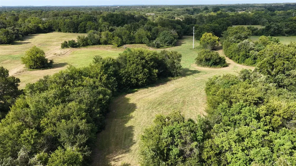 4410 Clay Creek Road Brenham, TX 77833