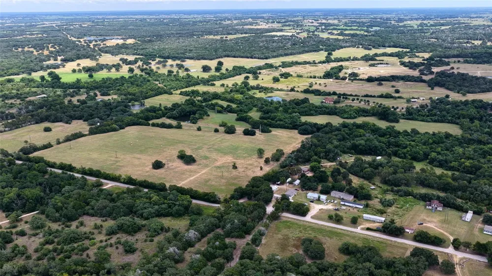 4410 Clay Creek Road Brenham, TX 77833