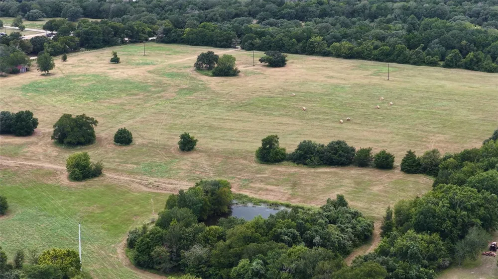 4410 Clay Creek Road Brenham, TX 77833