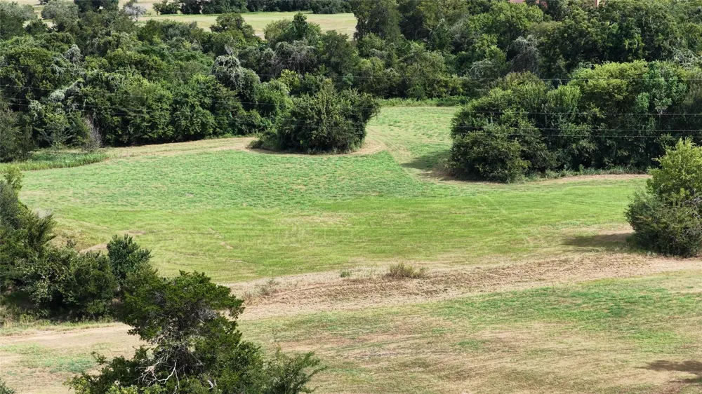 4410 Clay Creek Road Brenham, TX 77833