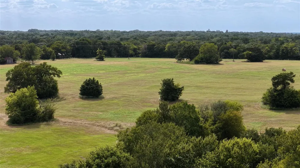 4410 Clay Creek Road Brenham, TX 77833