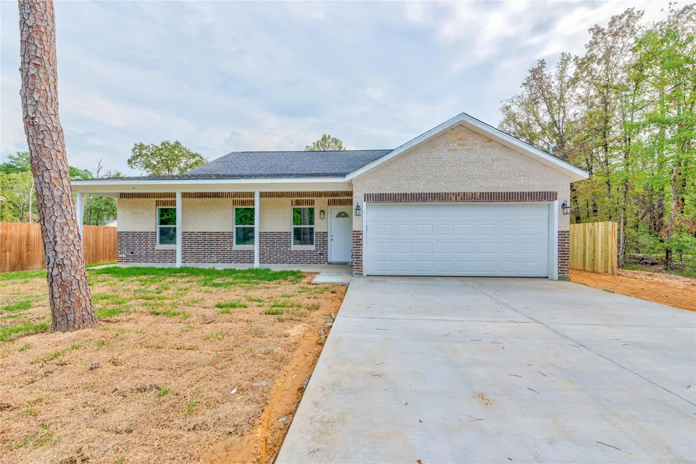 448 Brahman Onalaska, TX 77360