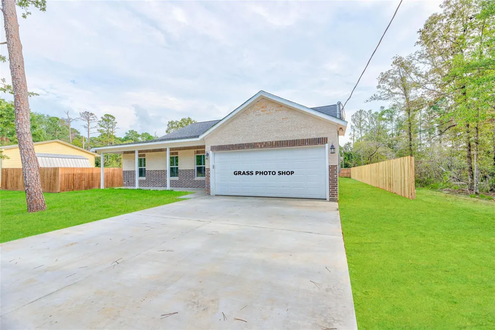 448 Brahman Onalaska, TX 77360