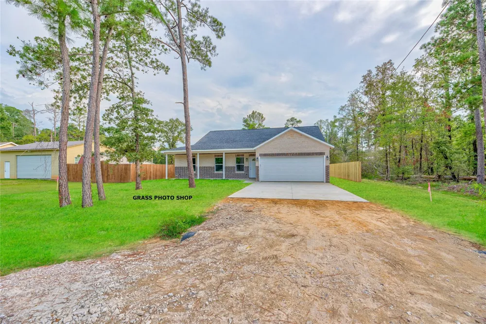 448 Brahman Onalaska, TX 77360
