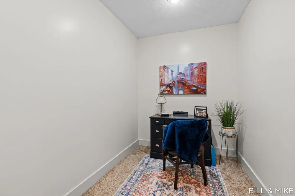6540 Old Singapore Trail Saugatuck, MI 49453