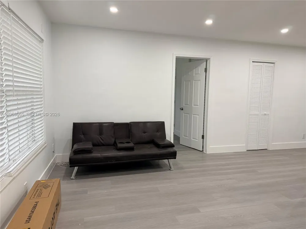 650 SW 55th Ave Margate, FL 33068