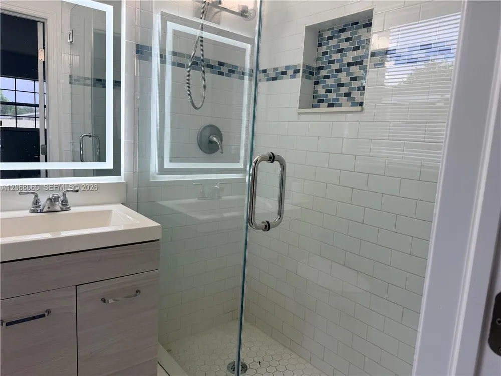 650 SW 55th Ave Margate, FL 33068