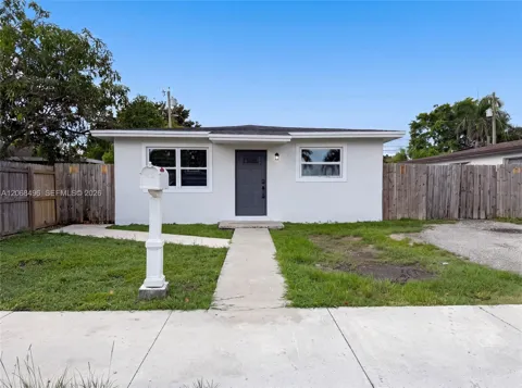 1320 NW 15th St