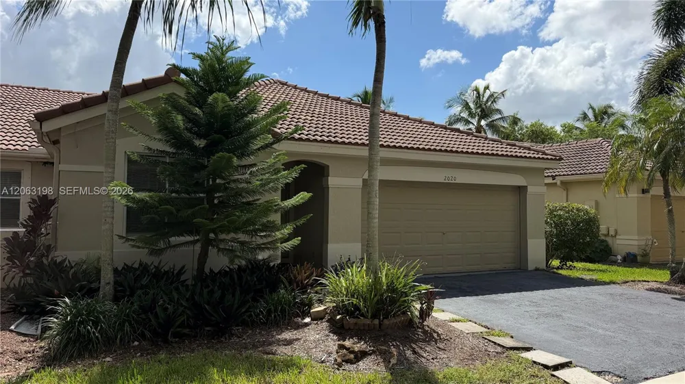 2020 Andromeda Ln #2020 Weston, FL 33327