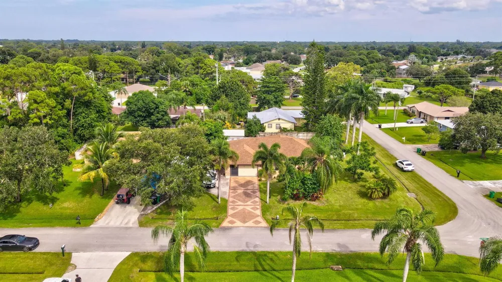 501 NW COLONIAL STREET Port St. Lucie, FL 34983