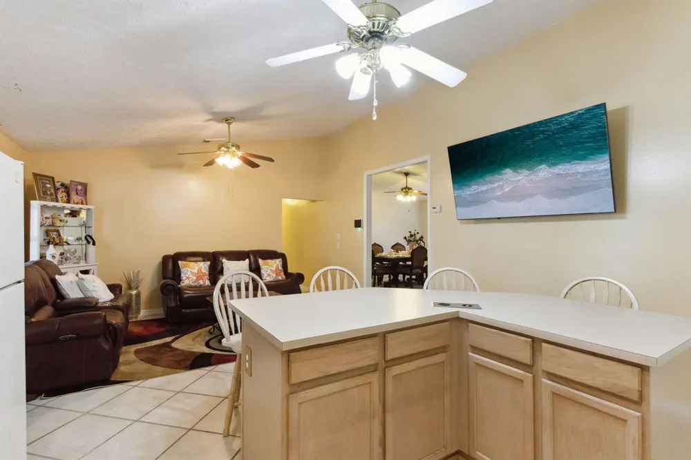 501 NW COLONIAL STREET Port St. Lucie, FL 34983