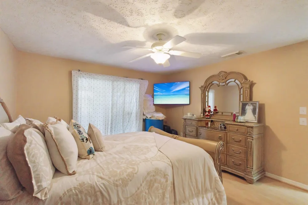 501 NW COLONIAL STREET Port St. Lucie, FL 34983