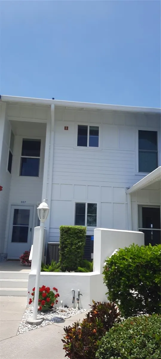 957 SANDPIPER CIRCLE #0 Bradenton, FL 34209