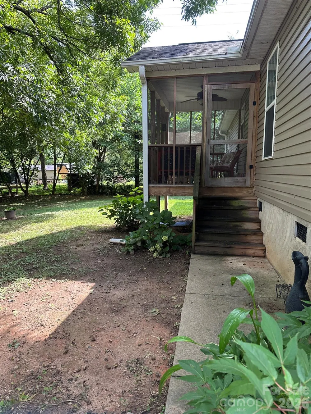 33 Railroad Avenue York, SC 29745