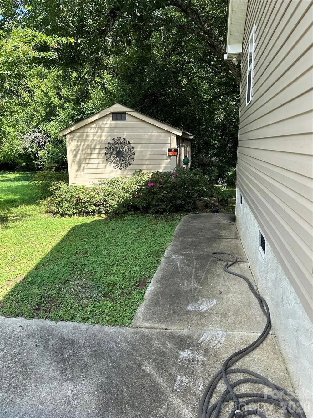 33 Railroad Avenue York, SC 29745