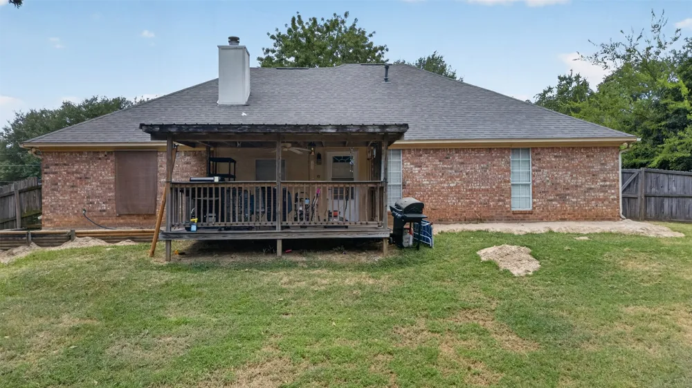 9314 Londonderry Tyler, TX 75703