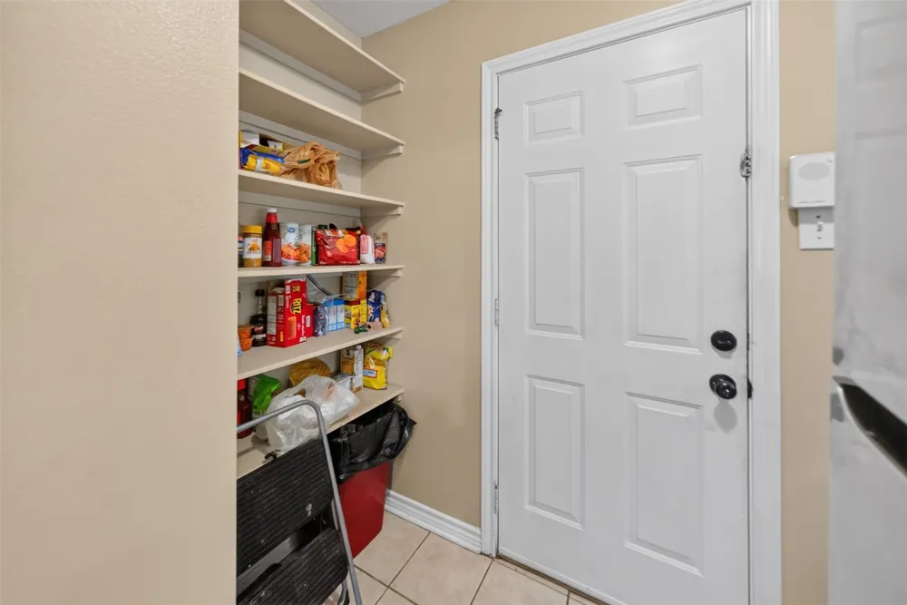 9314 Londonderry Tyler, TX 75703