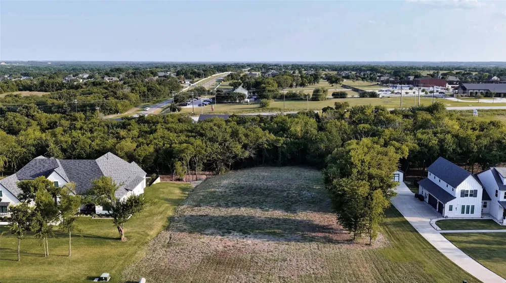 40 Blackthorn Drive Van Alstyne, TX 75495