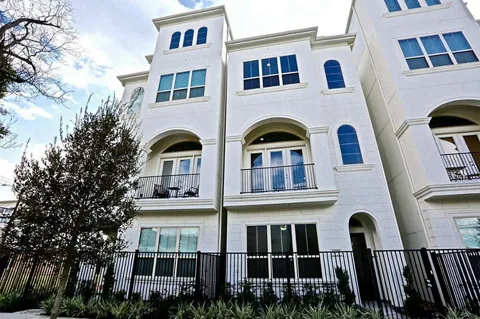 4009 Lillian Street