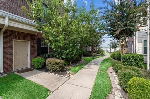2131 Kemah Village Drive