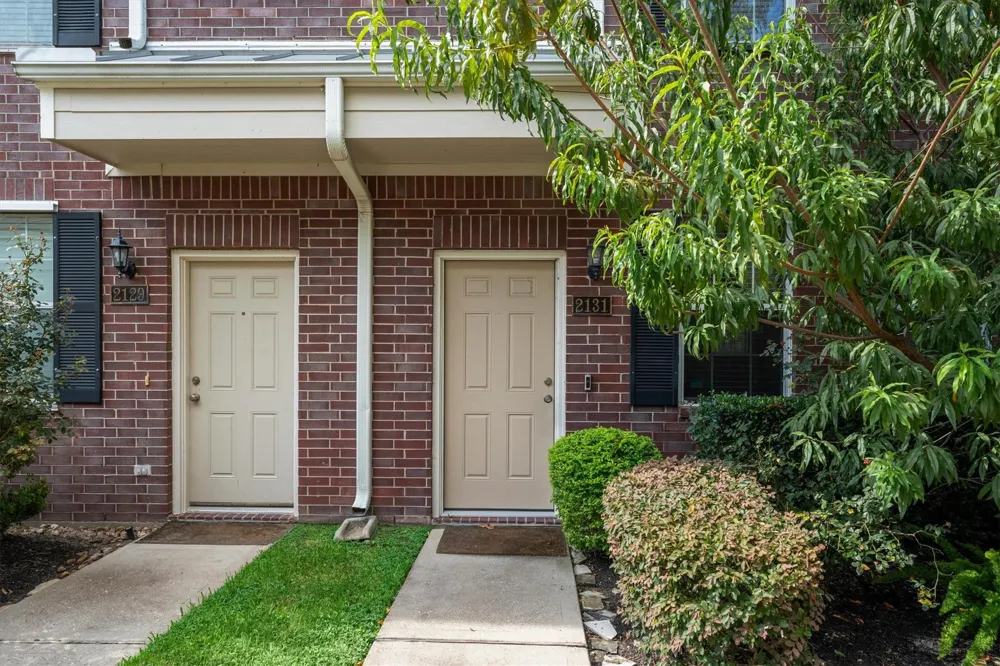 2131 Kemah Village Drive Kemah, TX 77565