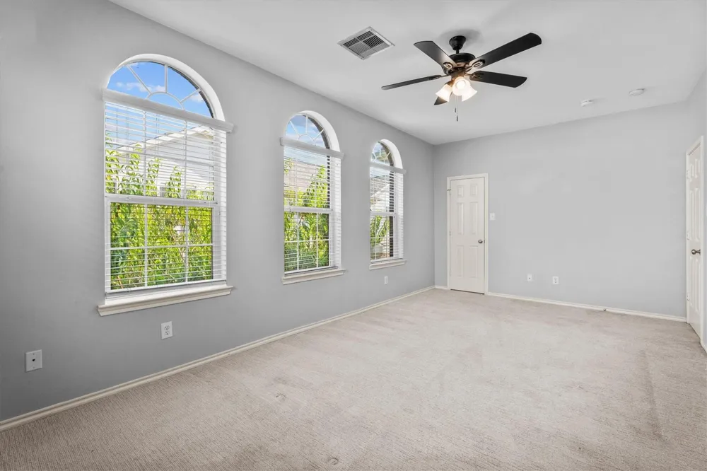 2131 Kemah Village Drive Kemah, TX 77565