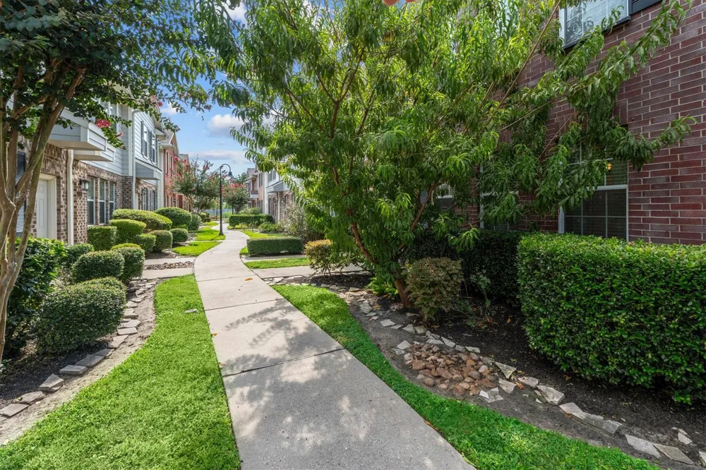 2131 Kemah Village Drive Kemah, TX 77565