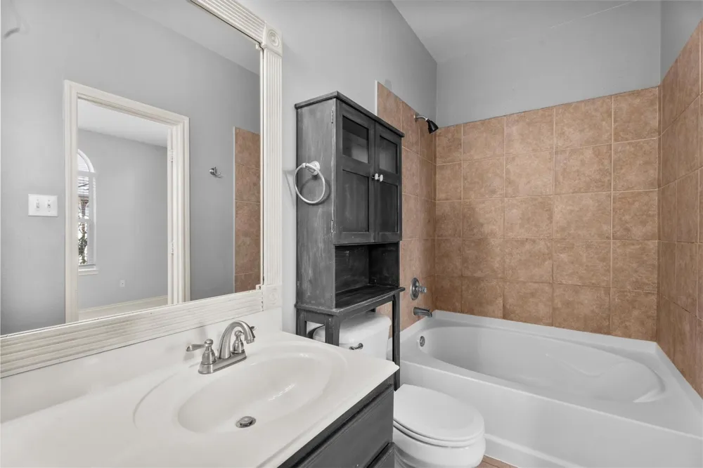 2131 Kemah Village Drive Kemah, TX 77565