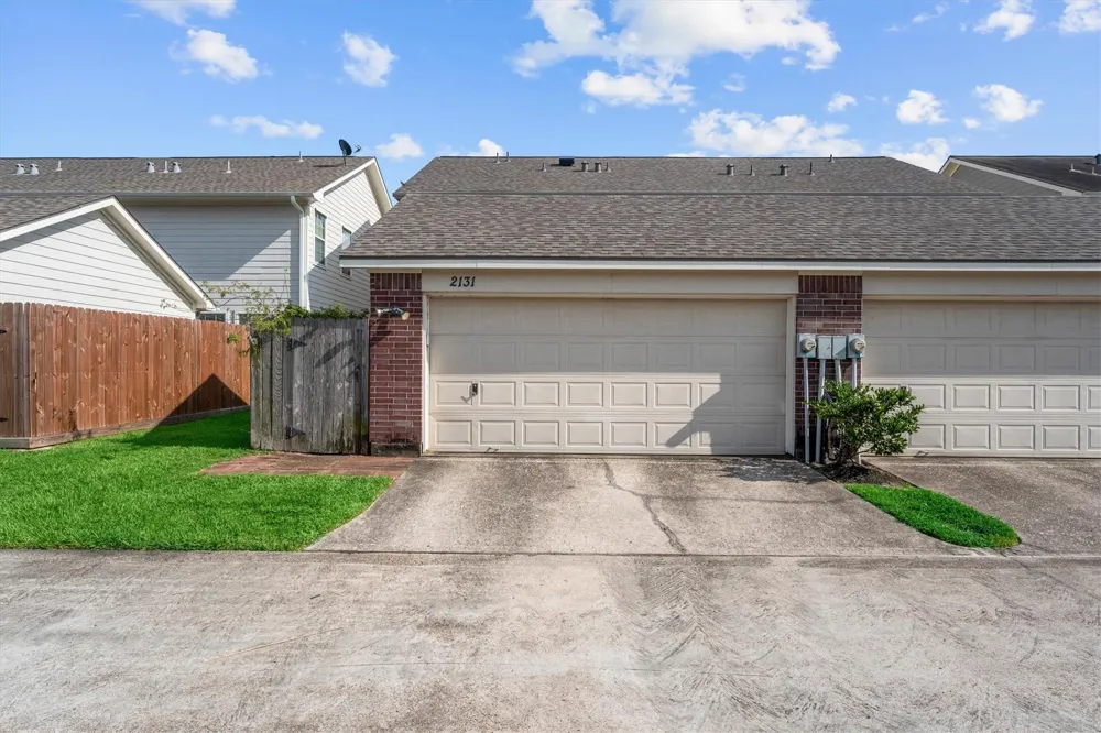 2131 Kemah Village Drive Kemah, TX 77565