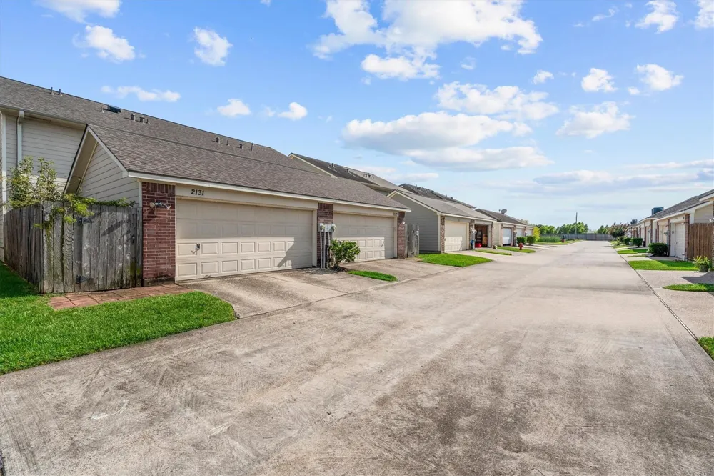 2131 Kemah Village Drive Kemah, TX 77565