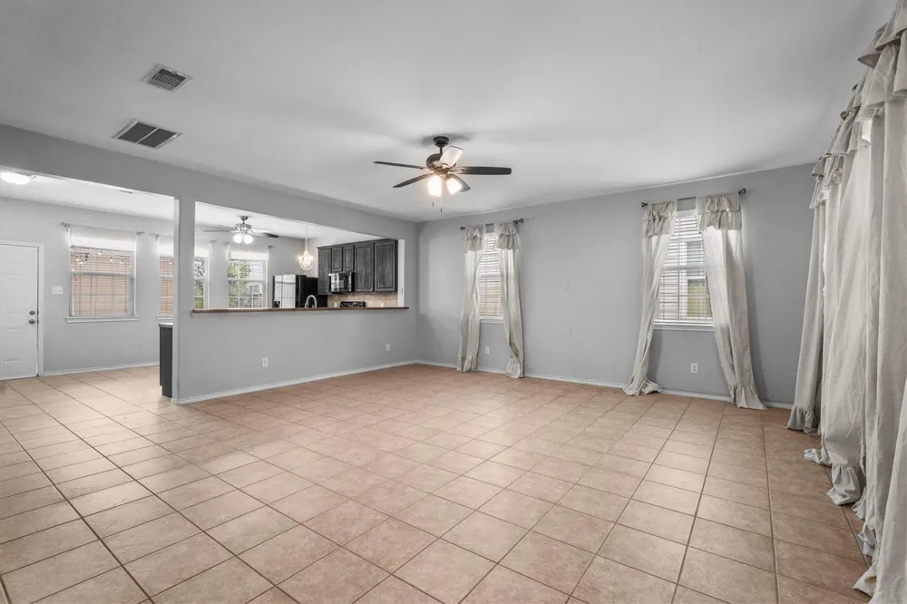 2131 Kemah Village Drive Kemah, TX 77565