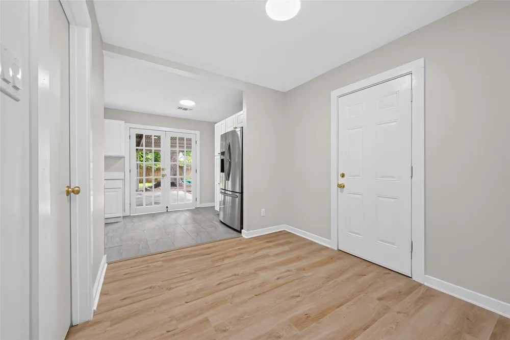 6418 Standing Oaks Street Houston, TX 77050