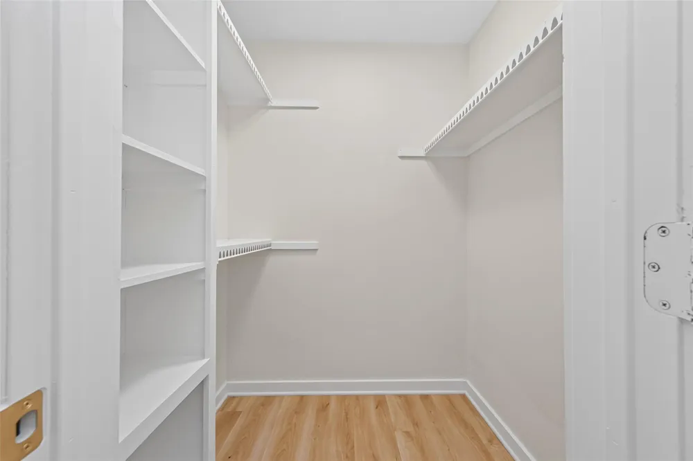 6418 Standing Oaks Street Houston, TX 77050