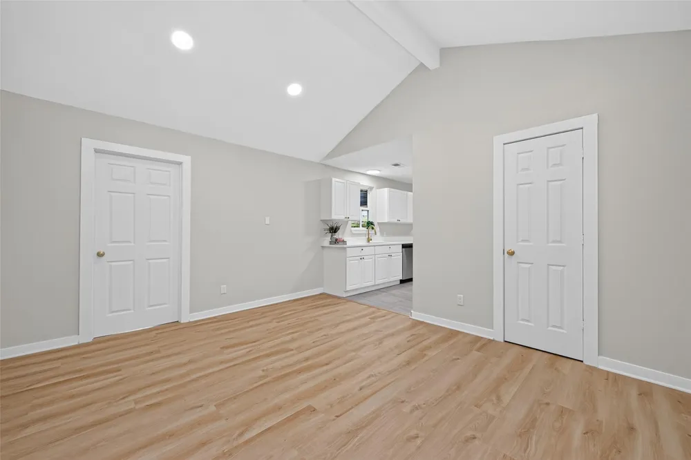 6418 Standing Oaks Street Houston, TX 77050
