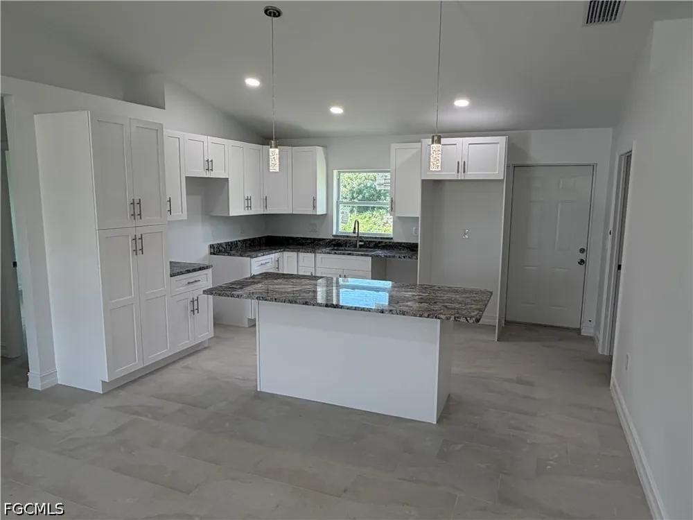 Concord Loop Labelle, FL 33935