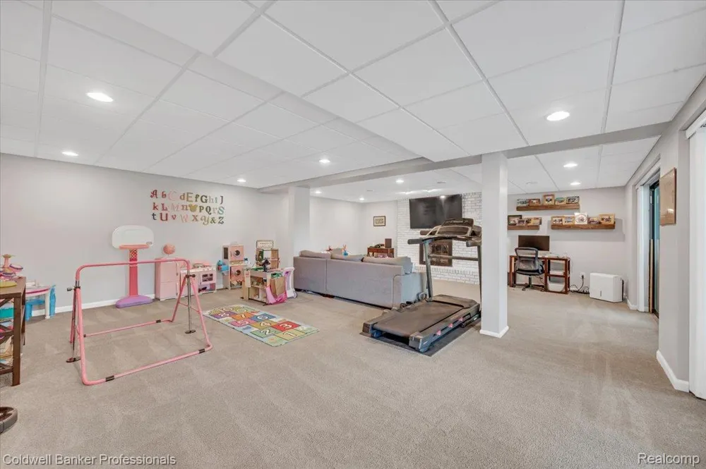 4100 Waterland W Drive Hadley Township, MI 48455